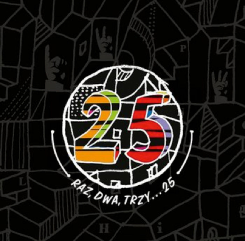 Plyta Raz Daw Trzy CD wydana na 25 lecie zespołu. Z podpisami.